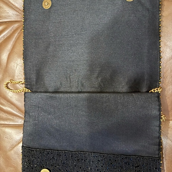 Mary Frances Red and Green Beaded Floral Bag - Picture 5 of 6